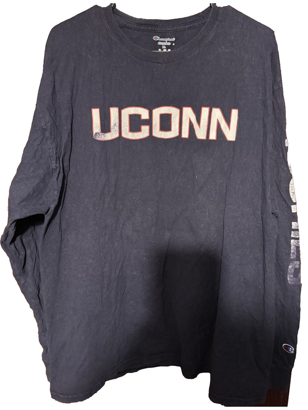 UConn Huskies Champion Long Sleeve Tee Men's XL Blue